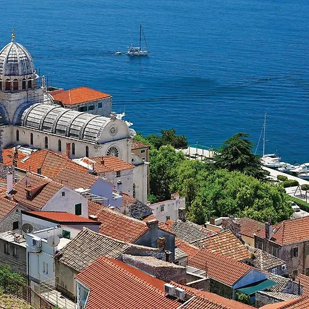 1 Bedroom Beautiful Apartment In Sibenik شيبينيك